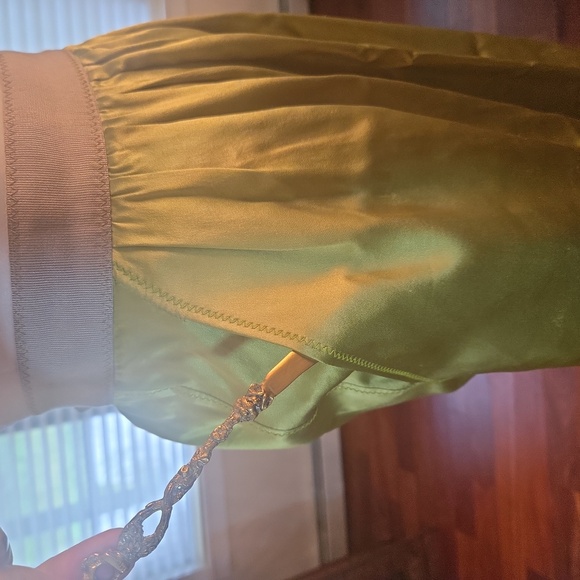 Dolce & Gabbana 100% Silk Pleated Designer Skirt Green Size 44 - Picture 3 of 13